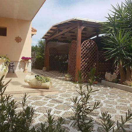 B&B L'Oasi Del Sole Uggiano La Chiesa Zewnętrze zdjęcie