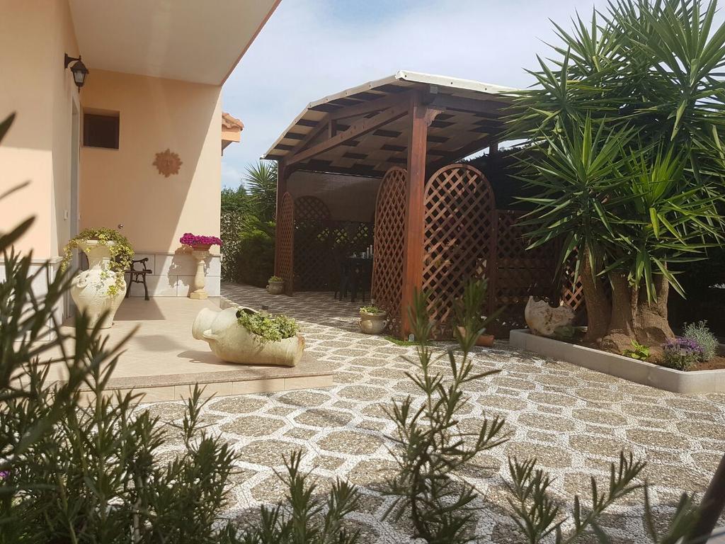 B&B L'Oasi Del Sole Uggiano La Chiesa Zewnętrze zdjęcie