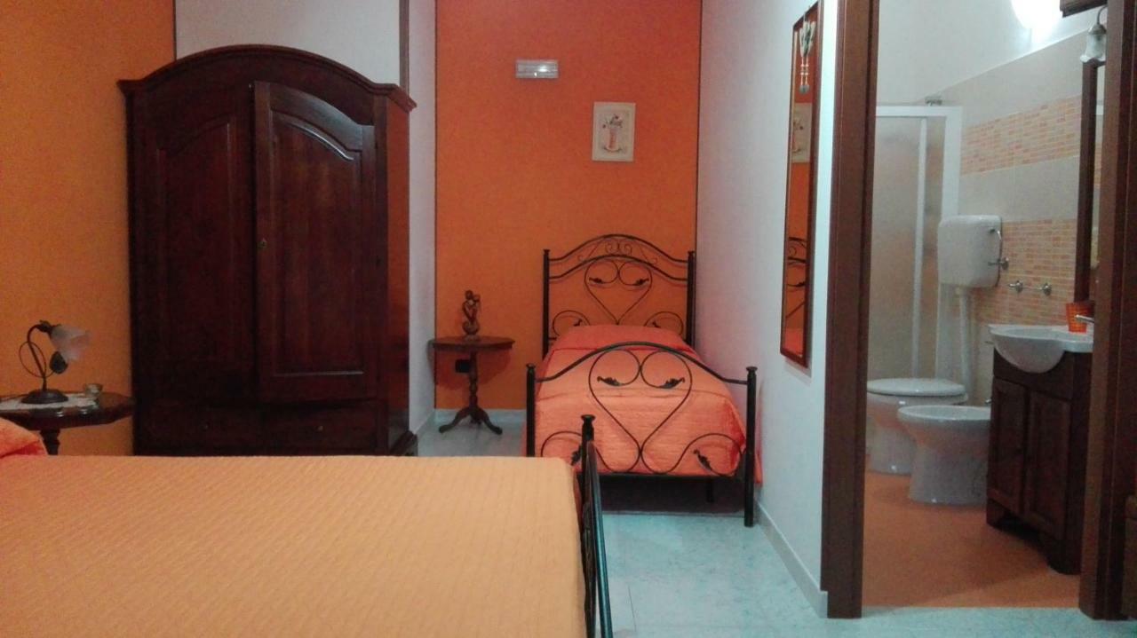 B&B L'Oasi Del Sole Uggiano La Chiesa Zewnętrze zdjęcie