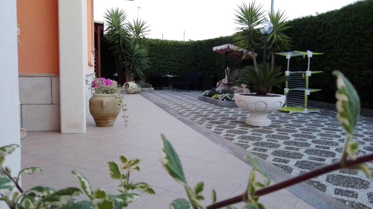 B&B L'Oasi Del Sole Uggiano La Chiesa Zewnętrze zdjęcie
